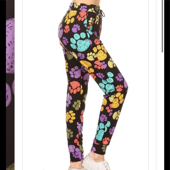 Paw Print 🐾 Joggers - Picture 2 of 4